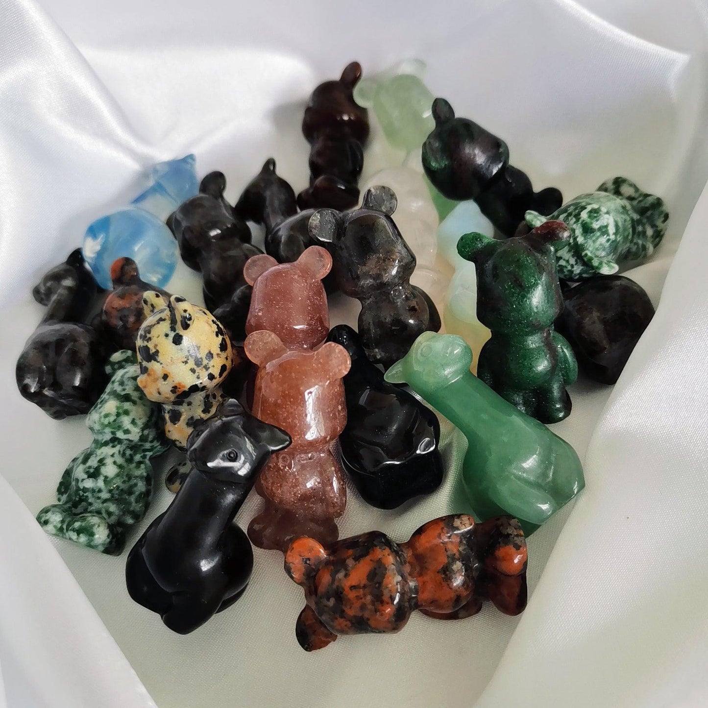 5cm Natural Crystal Bearbrick Quartz Hand Carving Crystal Bear