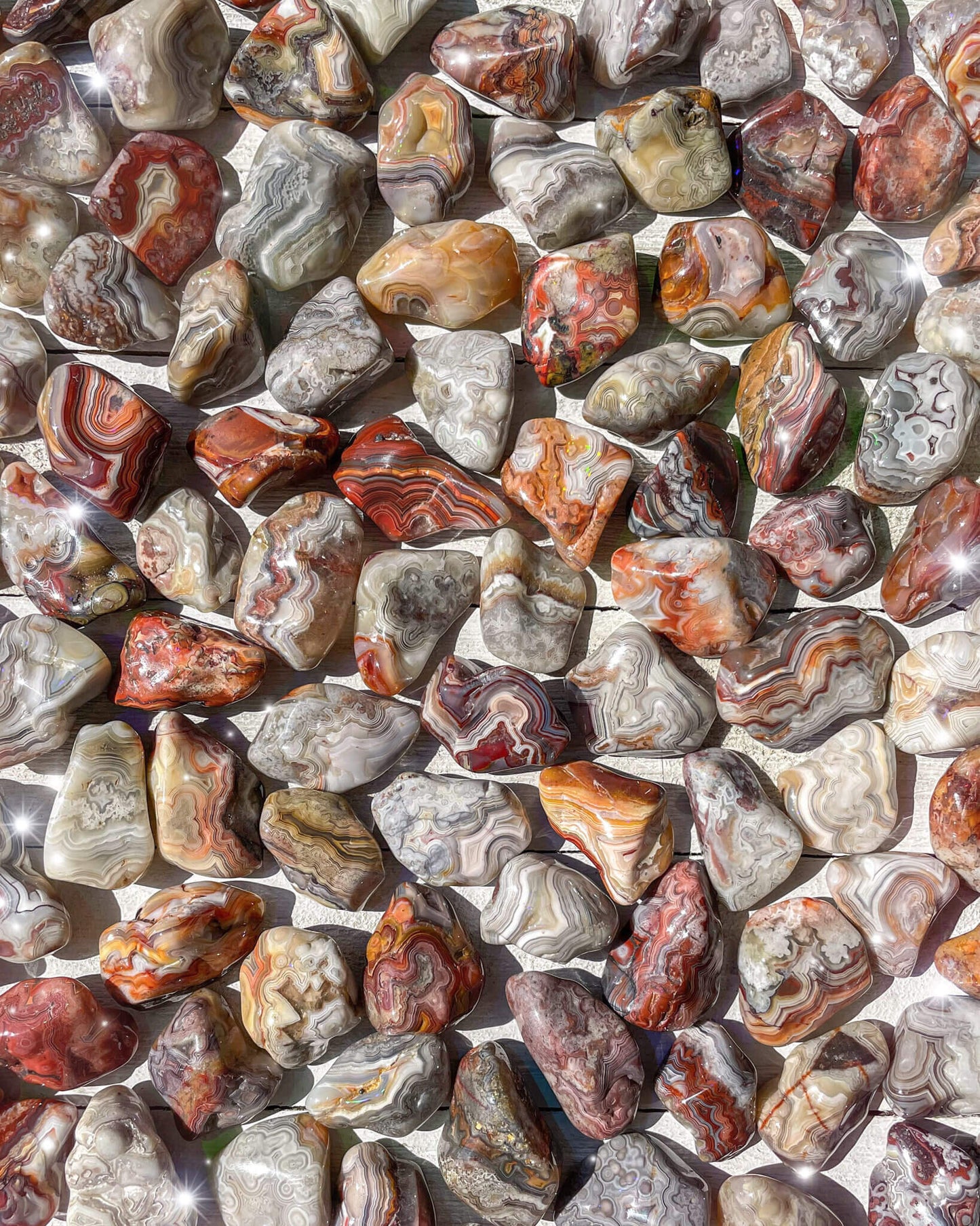 CRAZY LACE AGATE TUMBLED STONE