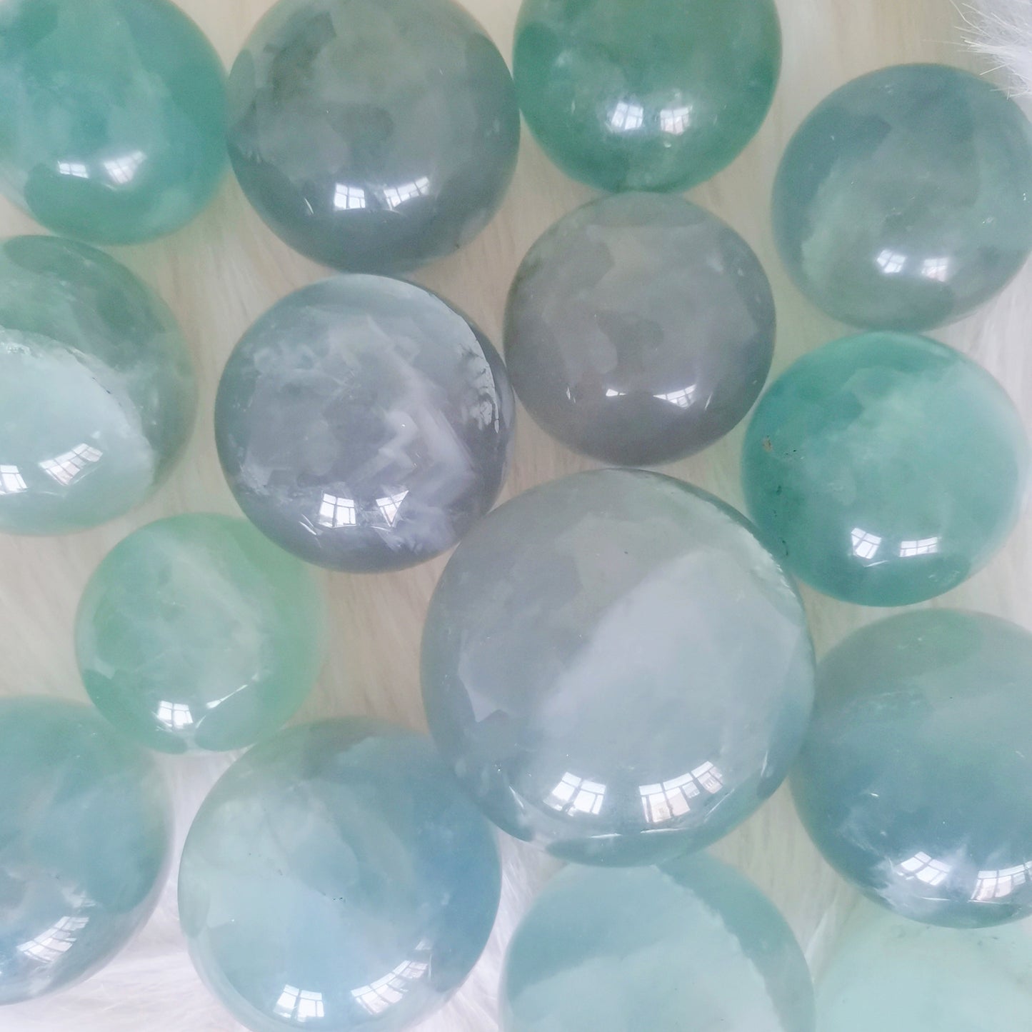 Esfera de piedra de fluorita azul natural, bola de cristal curativa Reiki, muestra + pedestal