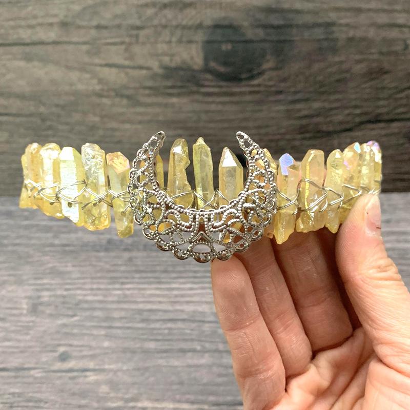 Diadema de cristal crudo con corona de luna negra de cuarzo