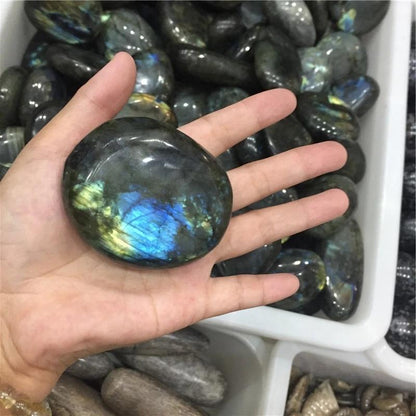 Natural Flashy Labradorite Quartz Crystal Palm Stone