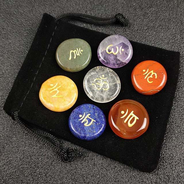 Polished Natural Crystals Healing 7 Chakra Symbols Stone Sets